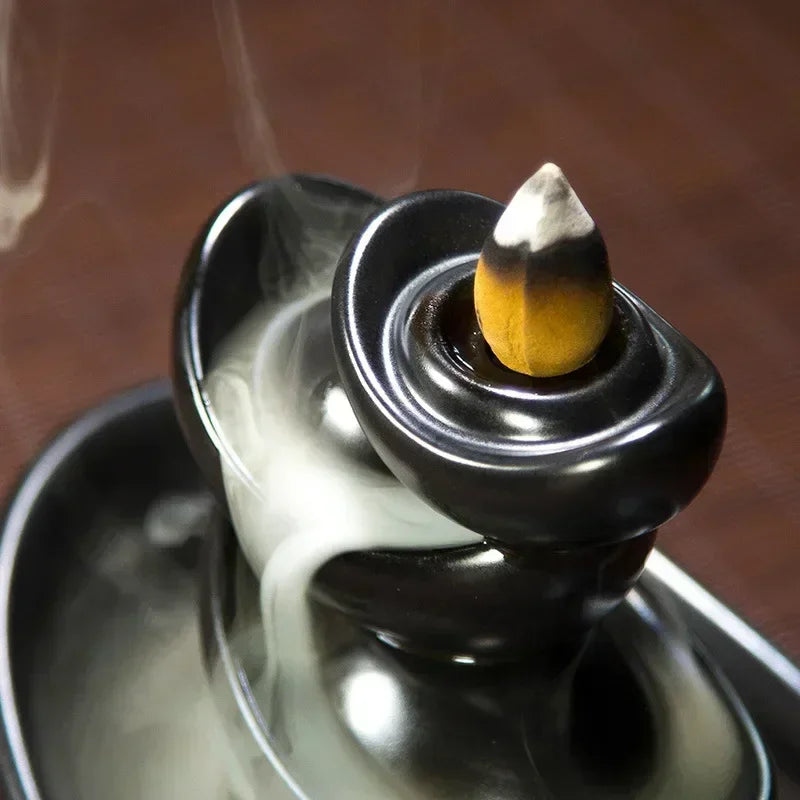 1pc Lucky Fortune Mascot Classic Black Ceramic Backflow Incense Burner Yoga Assuaging and Calming Home Decor Zen Meditation Set
